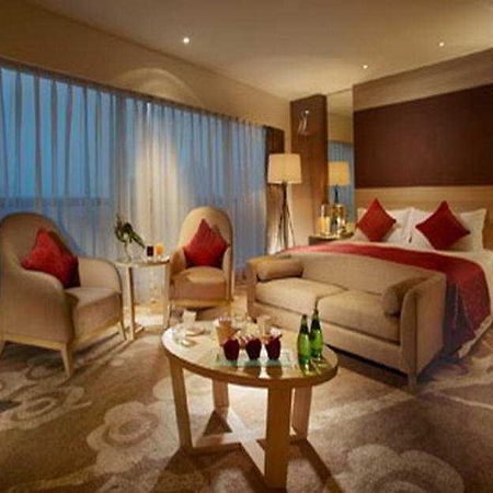 Regal Master Hotel Chengdu Exterior photo